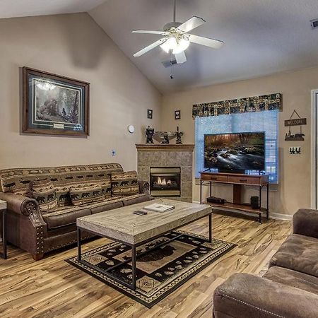 Rock Of Ages, Hot Tub, Game Room, Wifi, 1089 Free Tickets Each Paid Day, Dollywood And More Pigeon Forge Exteriér fotografie