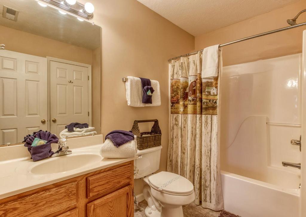 Rock Of Ages, Hot Tub, Game Room, Wifi, 1089 Free Tickets Each Paid Day, Dollywood And More Pigeon Forge Exteriér fotografie